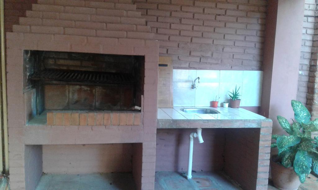 La Casa De Pedro Hostel إنكارناسيون المظهر الخارجي الصورة